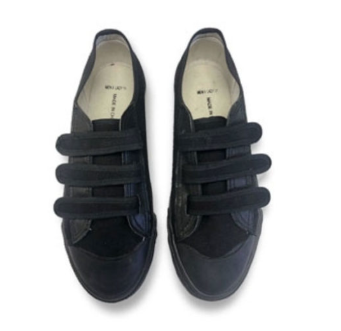 Load image into Gallery viewer, Low-Top Canvas Triple Velcro Basketball Sneakers
