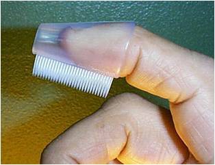 No-Shank NSTB-1002 Fingertip Toothbrushes (case)